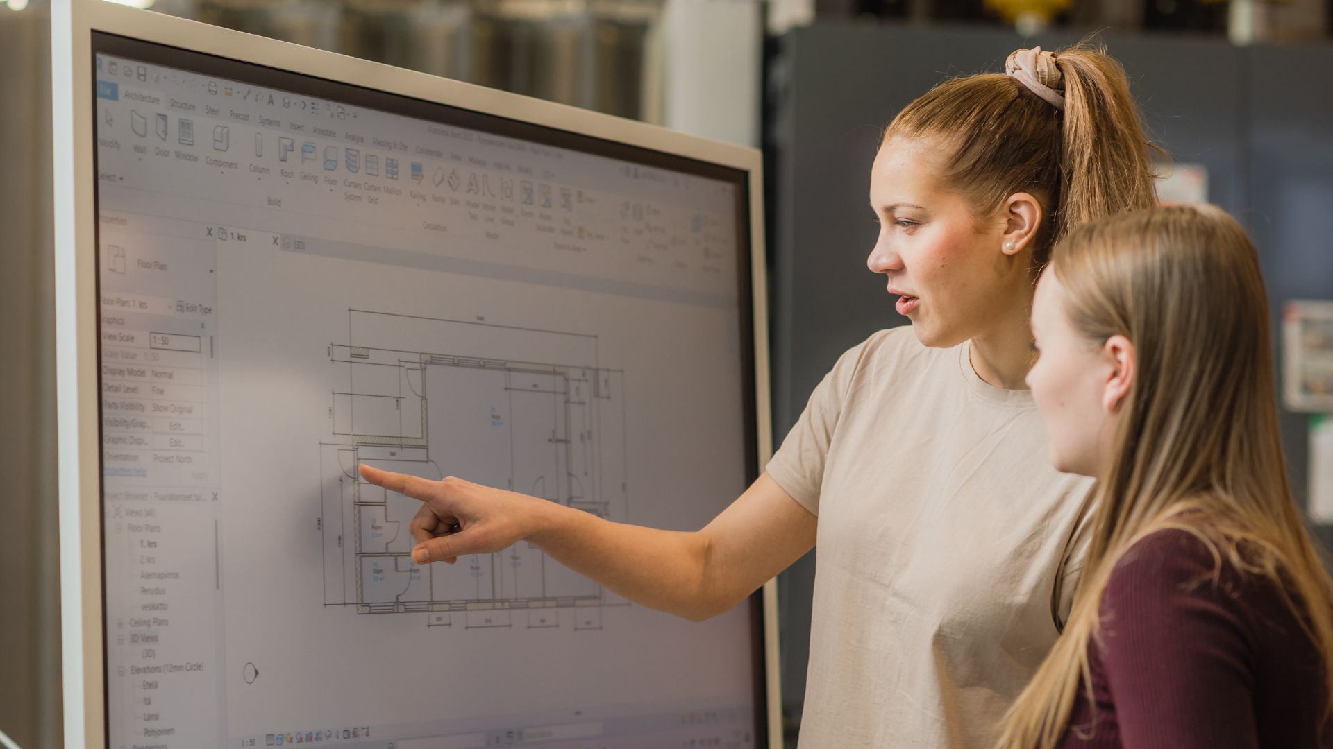 rakennus- ja yhdyskuntatekniikan opiskelijoita