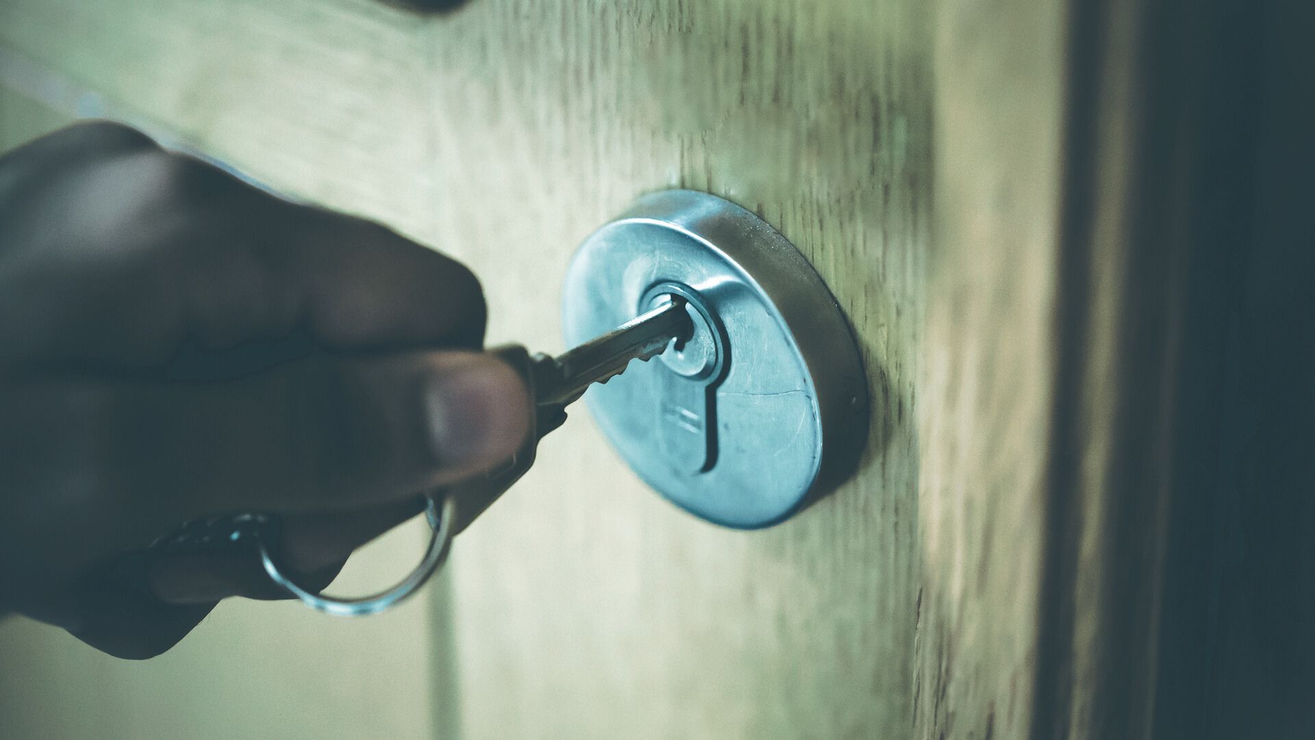 key going to a keyhole
