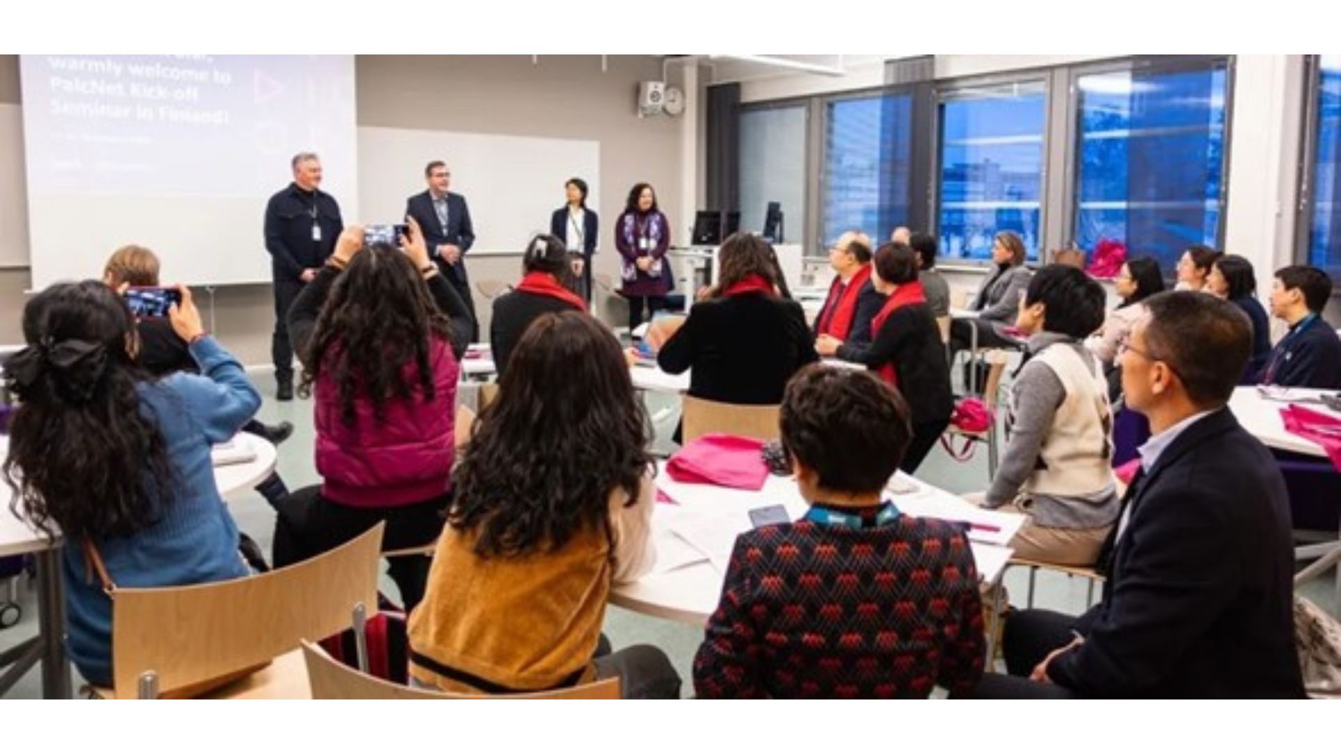 people following a seminar