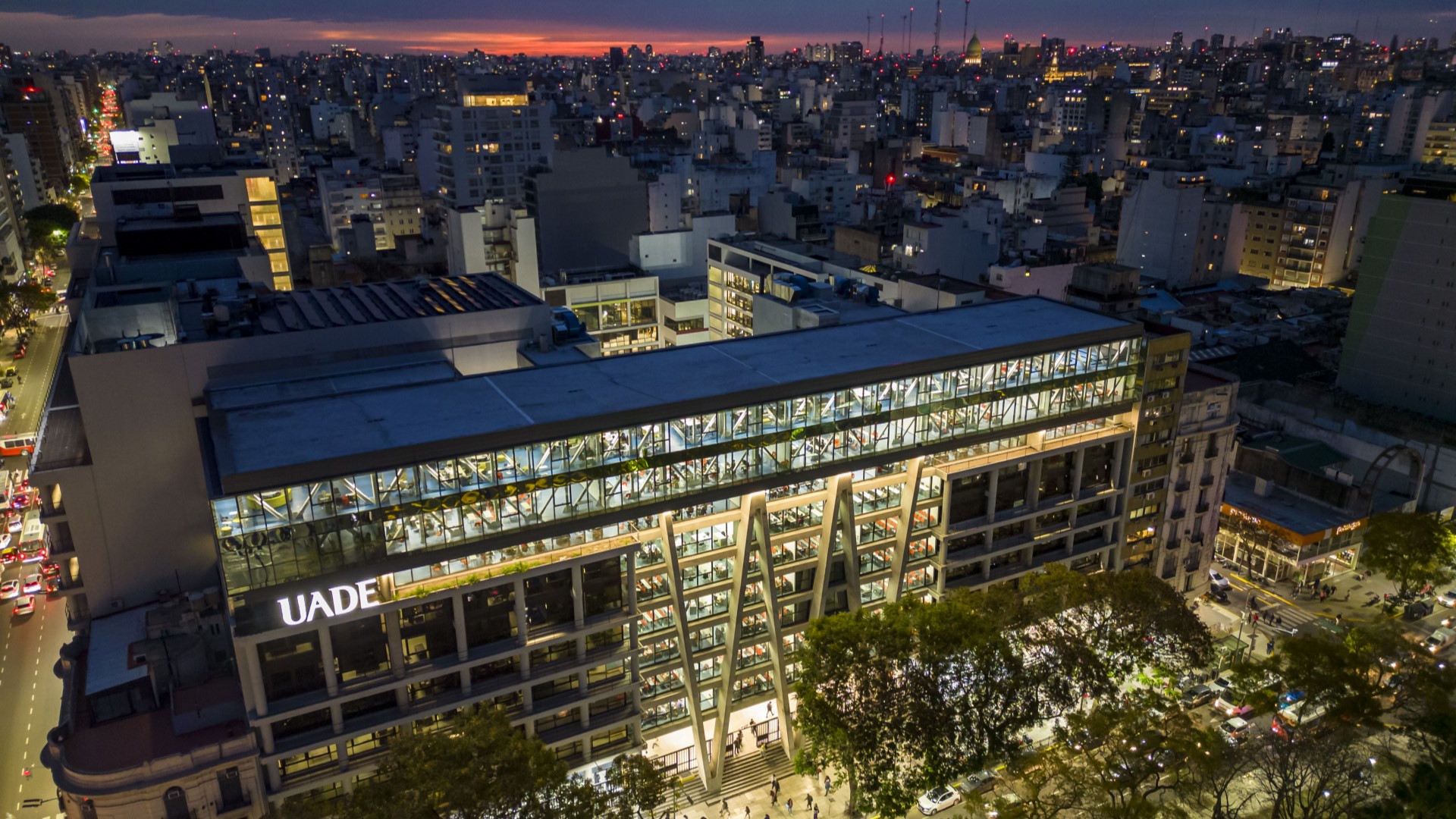 Image of UADE's, Universidad Argentina de la Empresa's building in Buenos Aires.