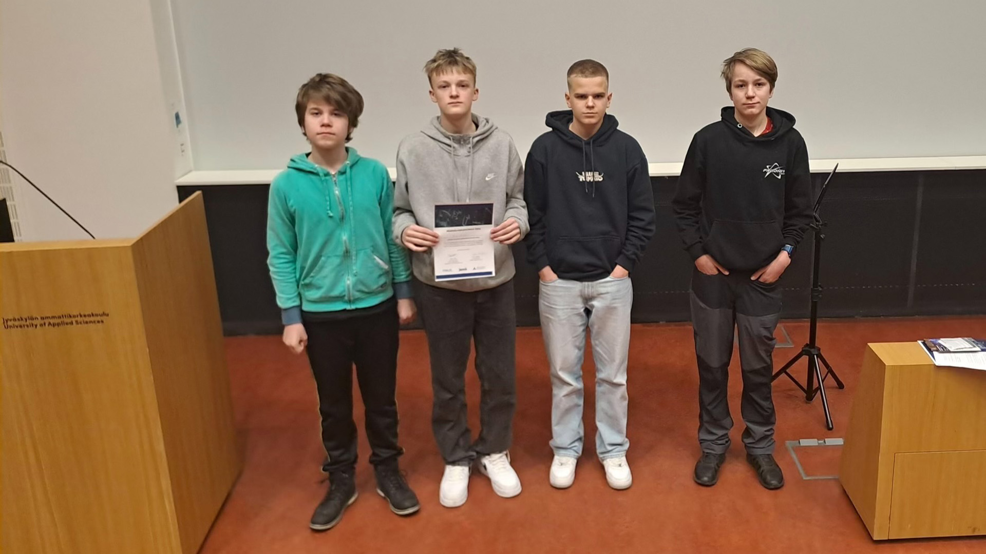 Vuoden 2024 päässälaskukilpailun kärkinelikko