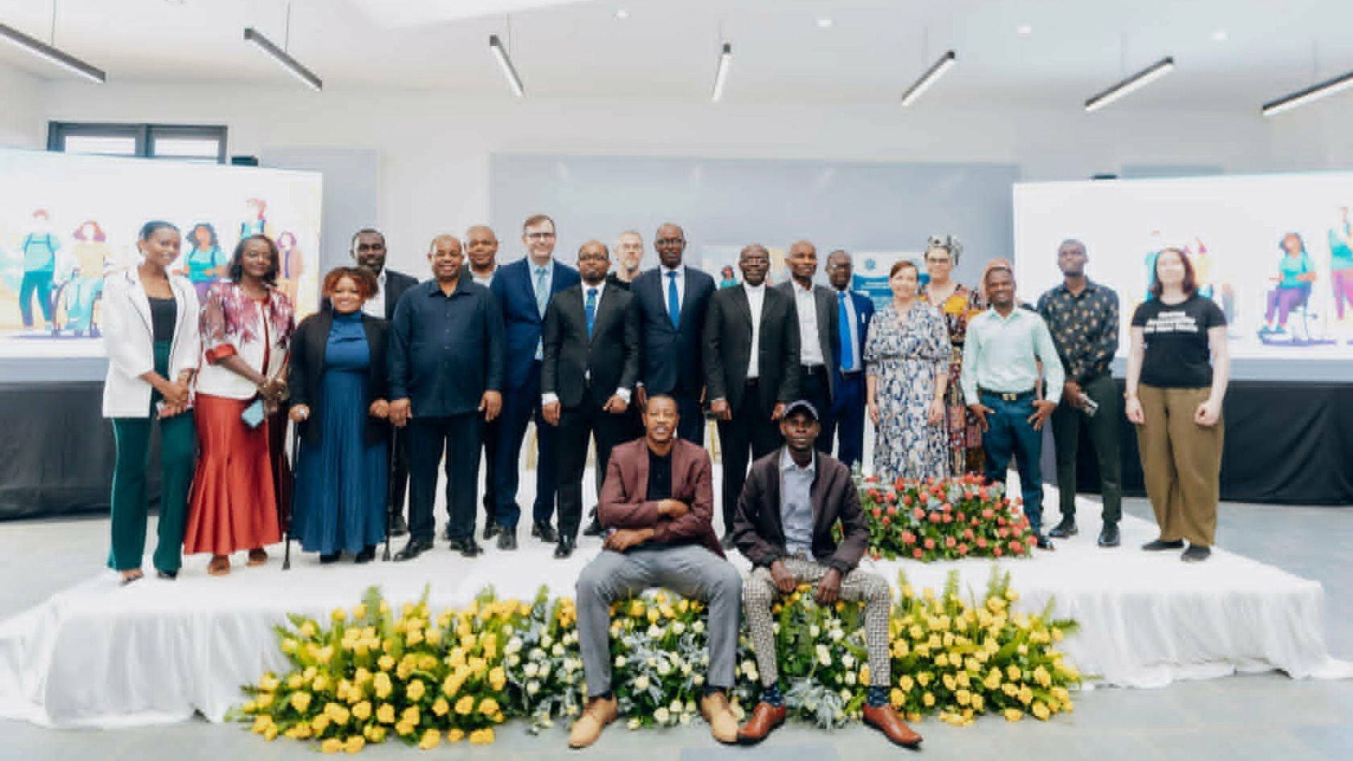 Experts of the BERT project in a group photo.