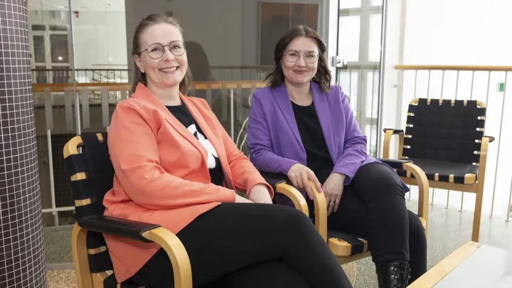 Erikka Levälahti ja Kaisa Malinen yhteiskuvassa.