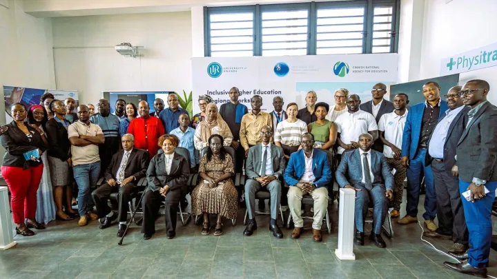The whole BERT project team in a group photo in Rwanda.